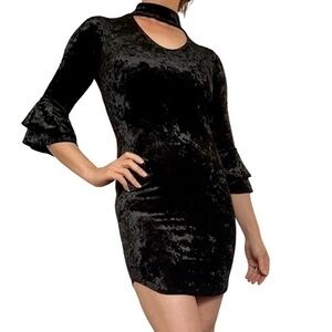 1990s Black Crushed Velvet Collar Keyhole Bell Sleeve Bodycon Sheath Mini Dress